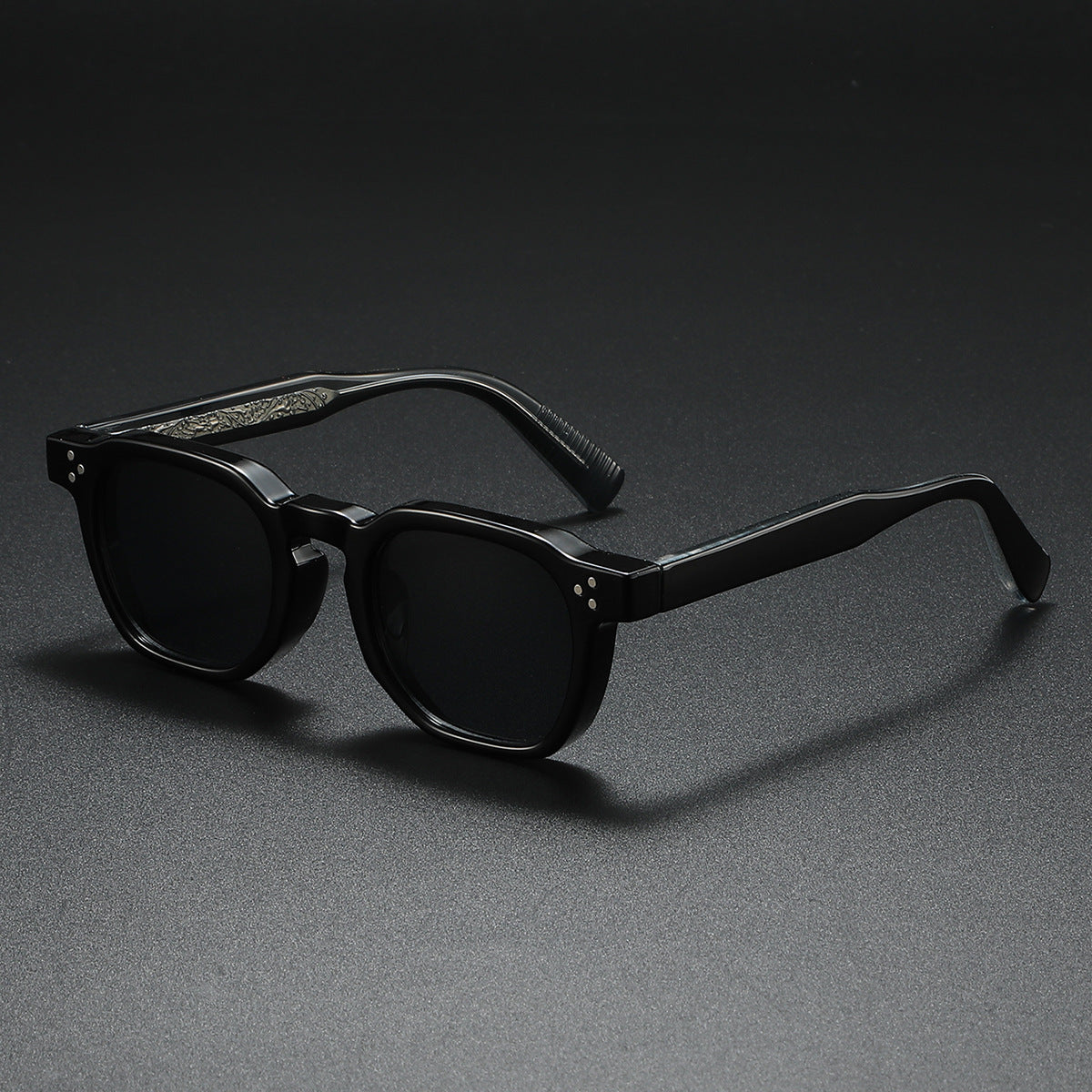 Dario Eclipse Rays